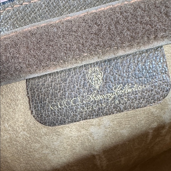 Vintage Gucci leather clutch bag. - Picture 9 of 13